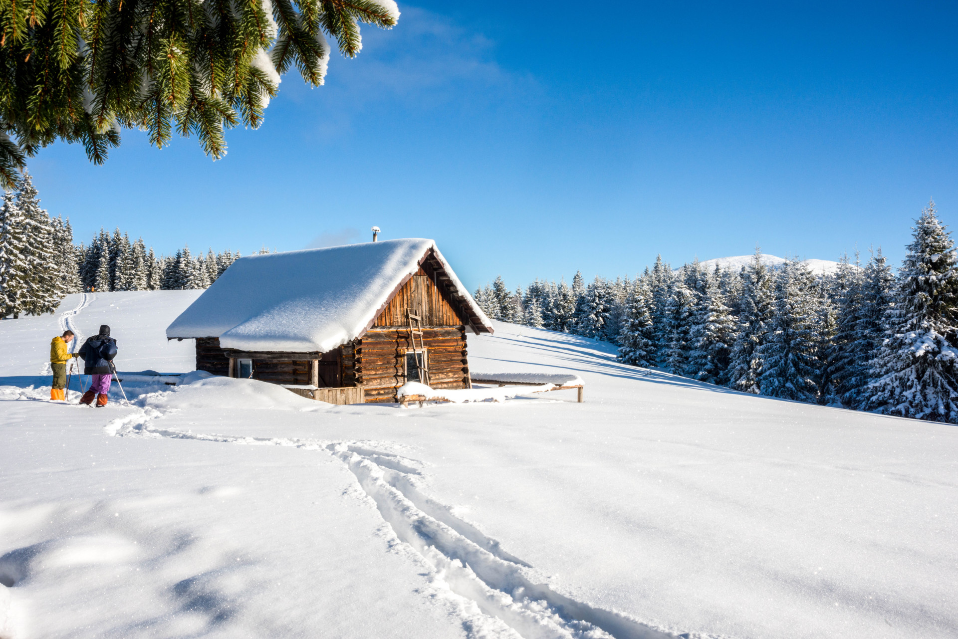 clear-and-sunny-winter-day-shutterstock_343073753-2-e1485534032190
