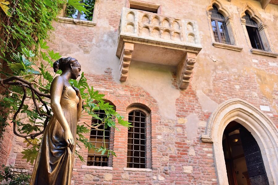Der Balkon von Romeo und Julia in Verona