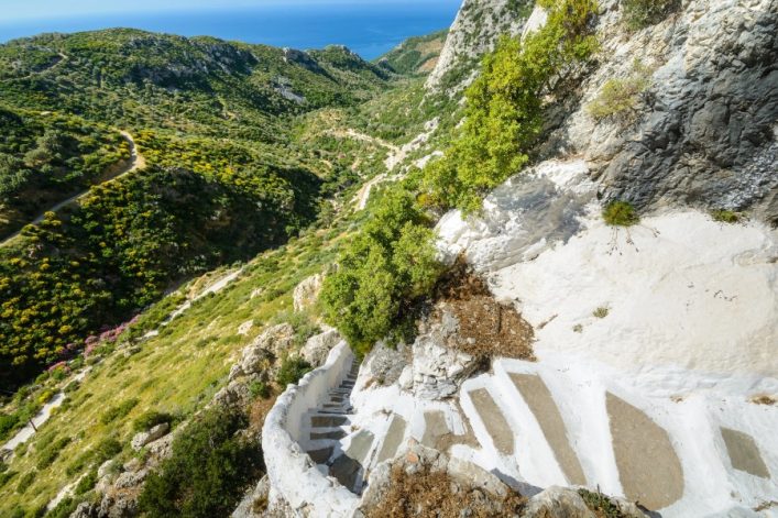 access-stairs-and-through-the-valley-to-Pythagoras-cave-Greece-the-island-of-Samos-shutterstock_478125664_900x600-1