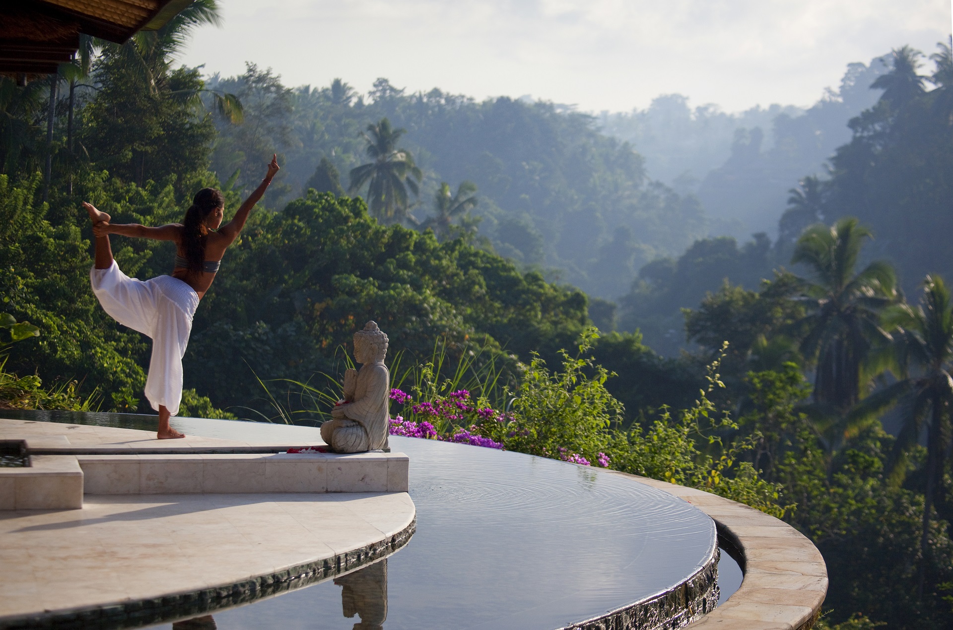 Yoga im Viceroy Bali