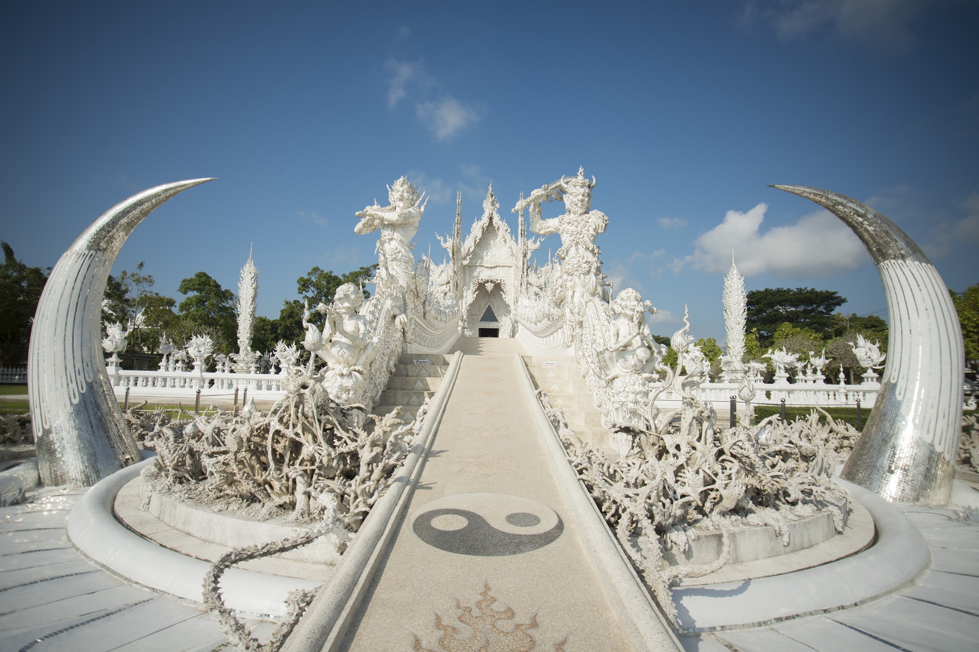 Wat Rong Khun