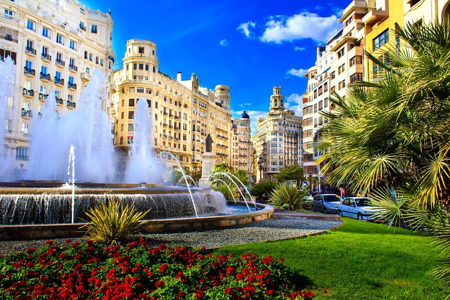 Die Stadt Valencia ist wunderschön.