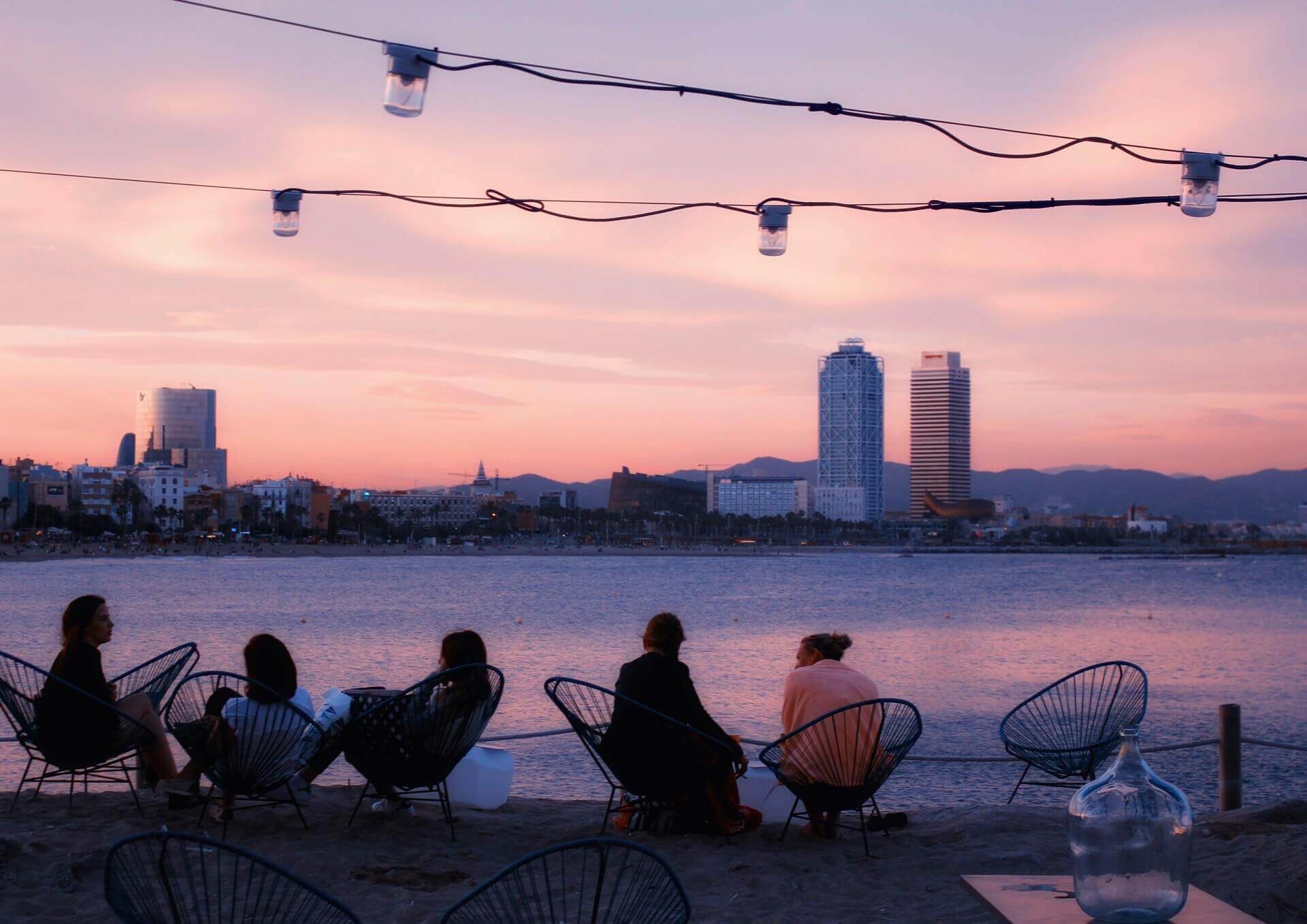 Eine Rooftopbar in Barcelona
