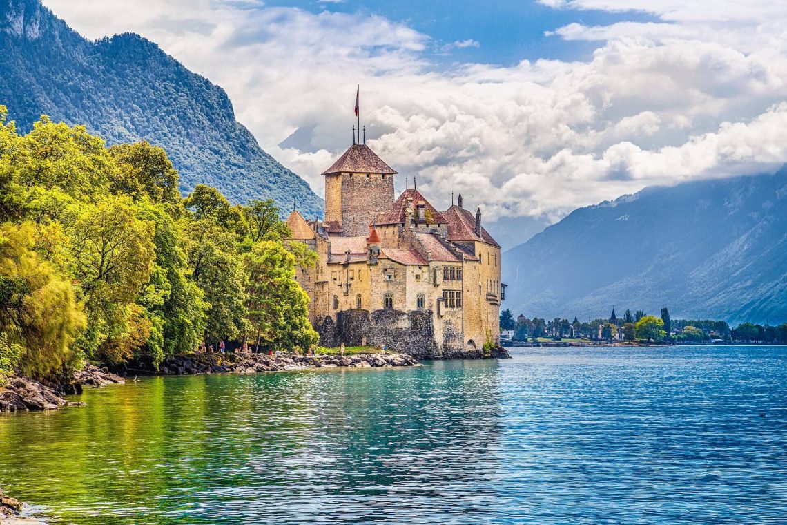 Genfersee_Schweiz_shutterstock_377524567_1920
