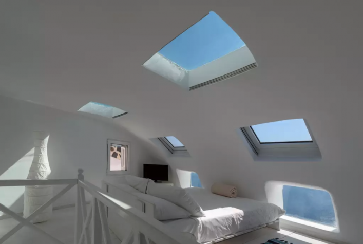 HG-Airbnb_white-House-villa-Schlafzimmer